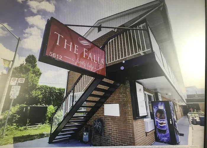 The Falls Family Lodge